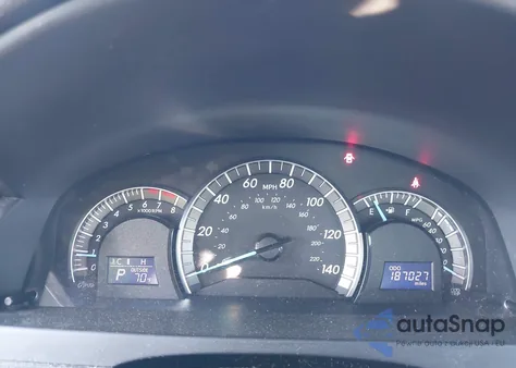 2012 Toyota Camry Se z USA, uszkodzony, nr VIN 4T1BF1FK2CU608147